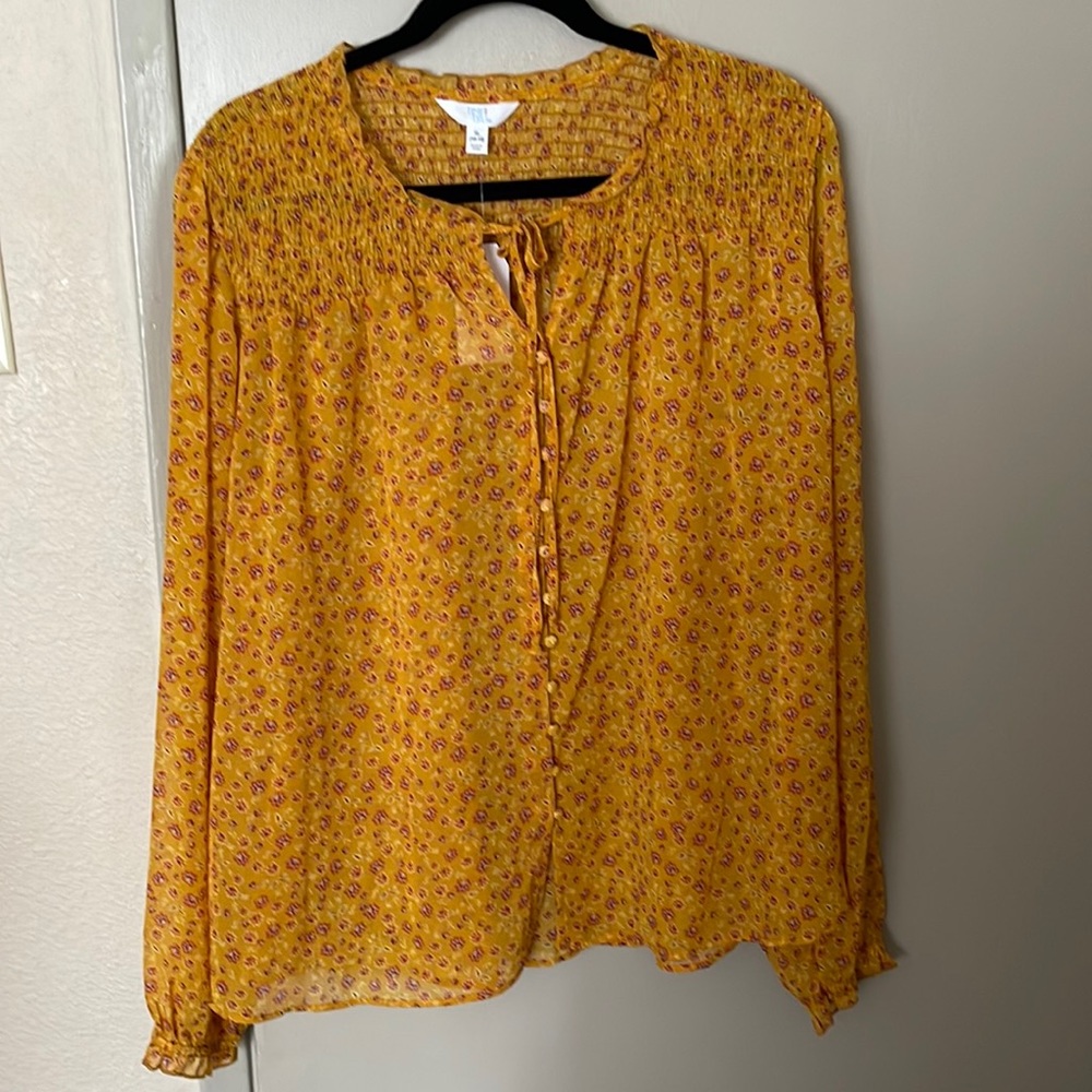 Time and Tru flowy top